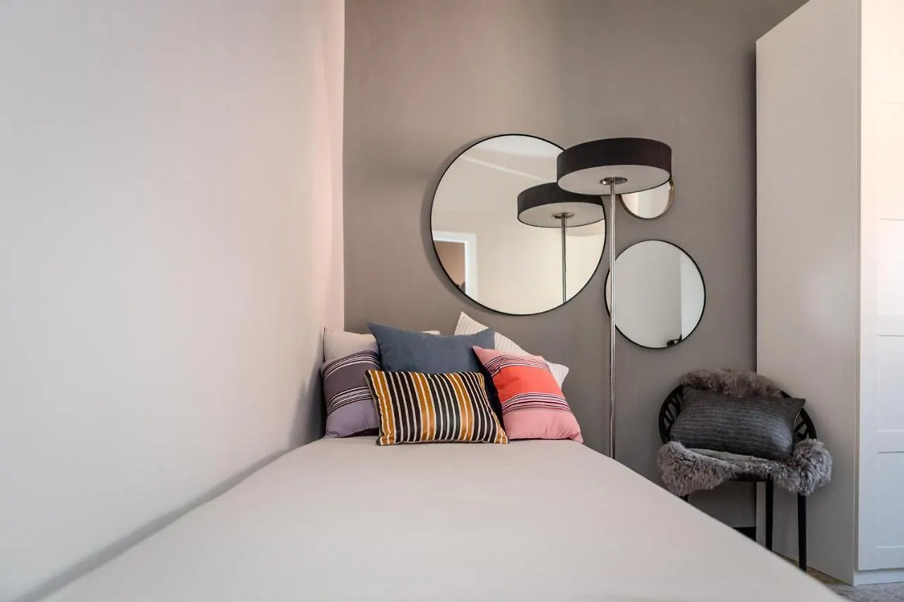 Suite Contemporanea Tra Le Vie Storiche Moneglia 0*,